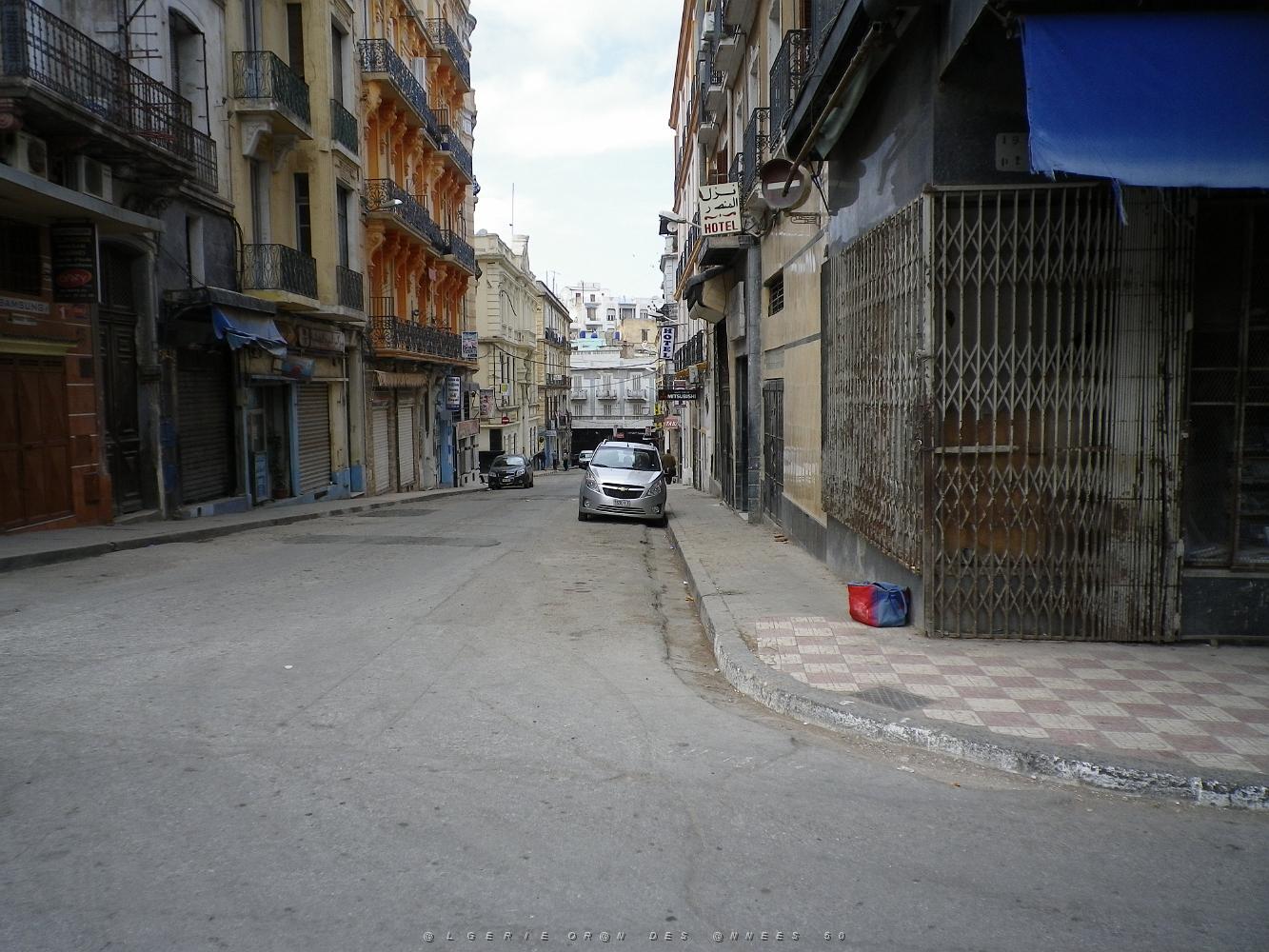 288 rue ozanam  depart rue du 2 em zouaves pour aller rejoindre le bd charlemagne.JPG